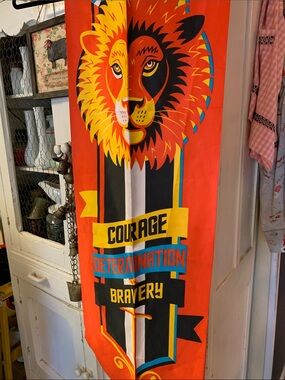 Brand New Harry Potter Courage Lion Wall Banner - Orange
